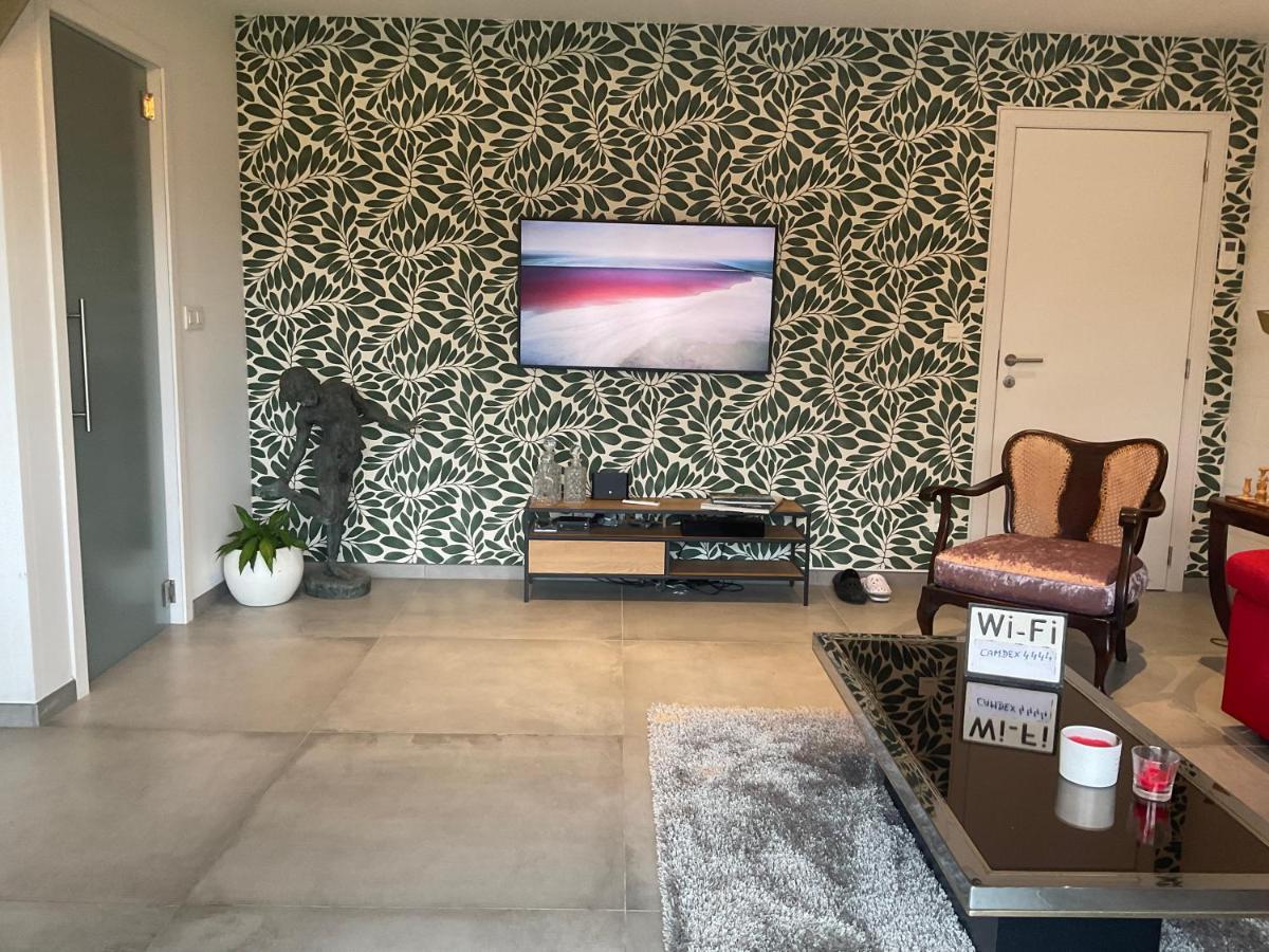 Lovely 1-Bedroom Appartement Le Joyau With Indoor Pool And Sauna Lasne المظهر الخارجي الصورة
